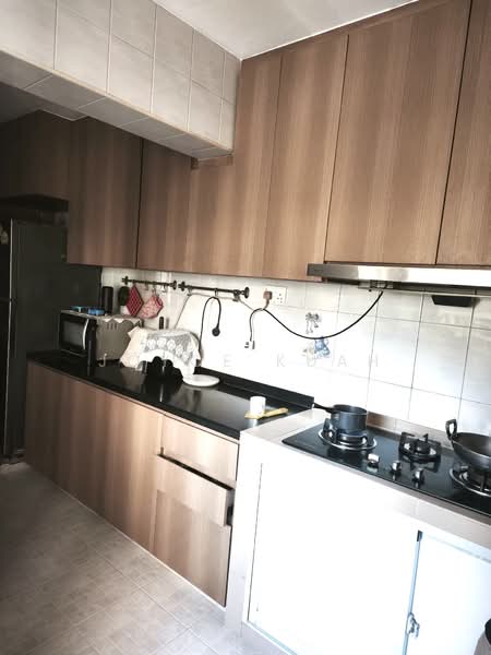 Neptune Court, 1 Marine Vista, 3 Bedrooms, 1,269 sqft, Apartment For Rent, by Joyce Kuah, 500164760 - Kitchen - PropertyGuru.com.sg