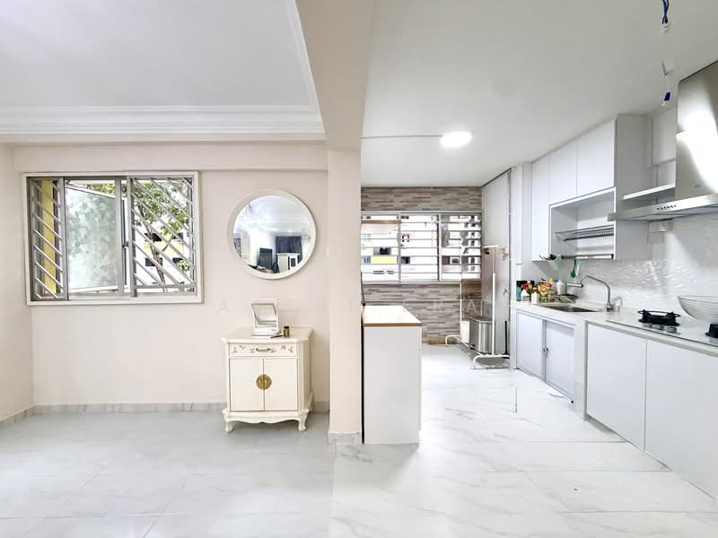 693 Hougang Street 61, 693 Hougang Street 61, 3 Bedrooms, 915 sqft, HDB Flat For Sale, by Aszri ERA, 500164762 - Kitchen - PropertyGuru.com.sg