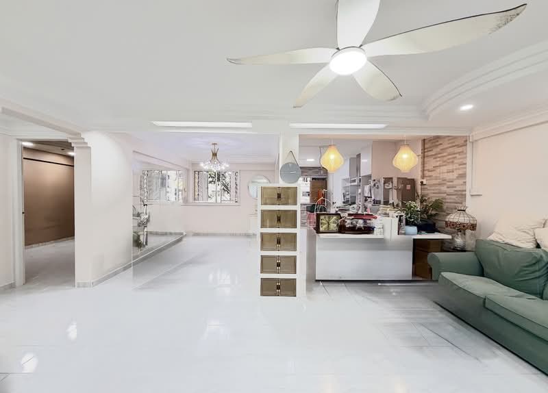 693 Hougang Street 61, 693 Hougang Street 61, 3 Bedrooms, 915 sqft, HDB Flat For Sale, by Aszri ERA, 500164762 - Living Room - PropertyGuru.com.sg