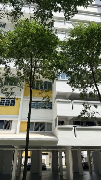 693 Hougang Street 61, 693 Hougang Street 61, 3 Bedrooms, 915 sqft, HDB Flat For Sale, by Aszri ., 500164762 - Above neighbours bought Outdoor Area - PropertyGuru.com.sg