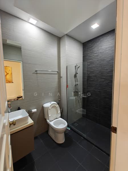 Eastwood Walk Gardens, Eastwood Walk, Room Rental, 300 sqft, Terraced House For Rent, by Gina Tng, 500164765 - Common Bathroom (for bedroom 1) - PropertyGuru.com.sg