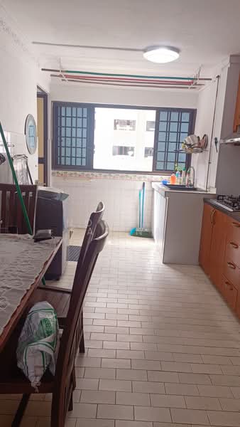 120 Potong Pasir Avenue 1, 120 Potong Pasir Avenue 1, 2 Bedrooms, 742 sqft, HDB Flat For Rent, by Noonal Farina, 500164772 - Kitchen - PropertyGuru.com.sg
