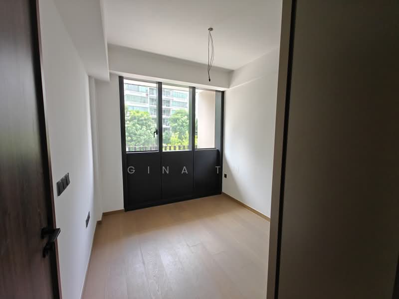 Sceneca Residence, Tanah Merah Kechil Link, 3 Bedrooms, 904 sqft, Condominium For Rent, by Gina Tng, 500164775 - Common bedroom 1 - PropertyGuru.com.sg