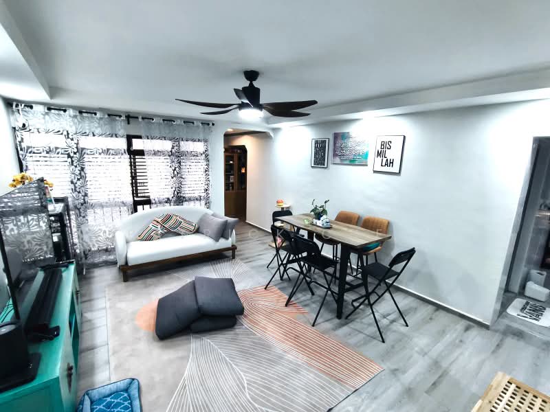 183C Rivervale Crescent, 183C Rivervale Crescent, 3 Bedrooms, 968 sqft, HDB Flat For Sale, by Patrick Chee, 500164780 - Living Room - PropertyGuru.com.sg