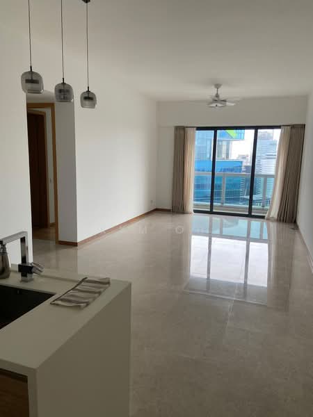 Marina Bay Residences, 18 Marina Boulevard, 2 Bedrooms, 1,076 sqft, Condominium For Rent, by Kym Oh, 500164781 - Living Room - PropertyGuru.com.sg