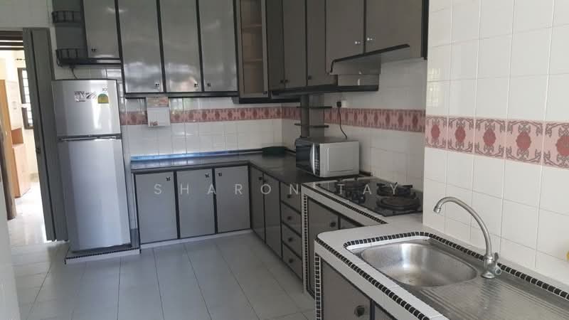 422 Choa Chu Kang Avenue 4, 422 Choa Chu Kang Avenue 4, Room Rental, 100 sqft, HDB Flat For Rent, by Sharon Tay, 500164783 - Kitchen - PropertyGuru.com.sg