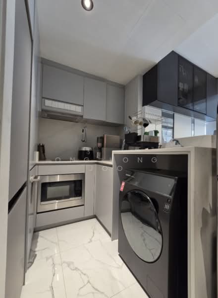 The Lilium, 31 How Sun Road, 2 Bedrooms, 710 sqft, Condominium For Sale, by Ong Kong Joo, 500164791 - Kitchen - PropertyGuru.com.sg