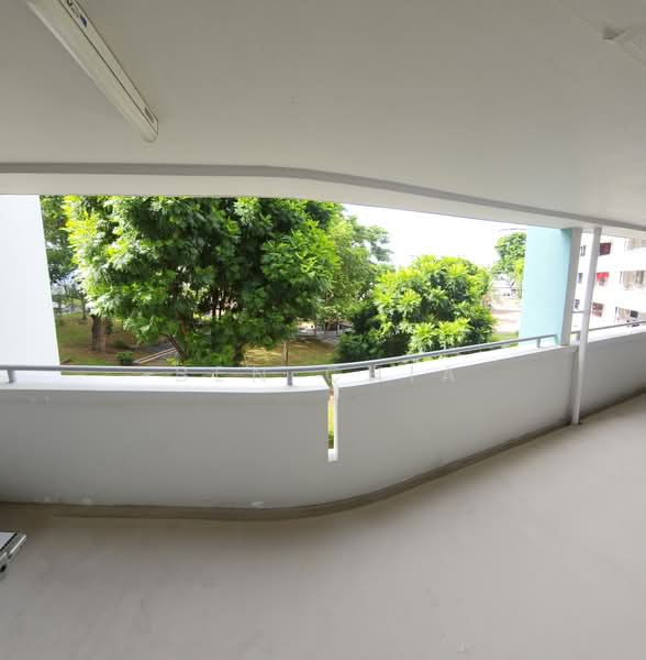 712 Bedok Reservoir Road, 712 Bedok Reservoir Road, 2 Bedrooms, 732 sqft, HDB Flat For Sale, by Ben Chia, 500164792 - Balcony - PropertyGuru.com.sg