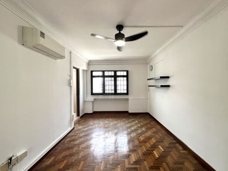748 Woodlands Circle, 748 Woodlands Circle, 3 Bedrooms, 1,109 sqft, HDB Flat For Sale, by Joseph Chai, 500164806 - Living Room - PropertyGuru.com.sg