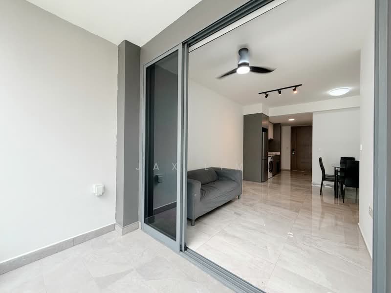 Affinity At Serangoon, 22 Serangoon North Avenue 1, 2 Bedrooms, 732 sqft, Condominium For Sale, by Jax Lim, 500164811 - Living Room - PropertyGuru.com.sg