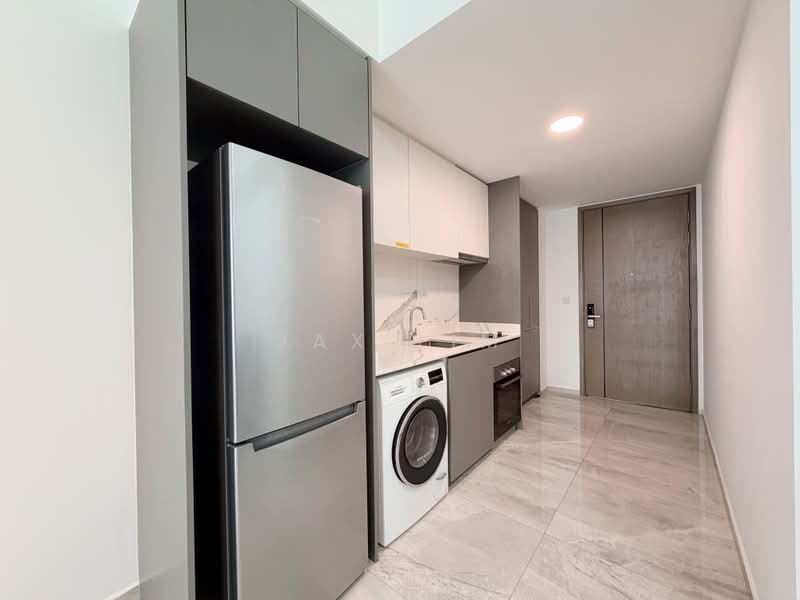 Affinity At Serangoon, 22 Serangoon North Avenue 1, 2 Bedrooms, 732 sqft, Condominium For Sale, by Jax Lim, 500164811 - Kitchen - PropertyGuru.com.sg