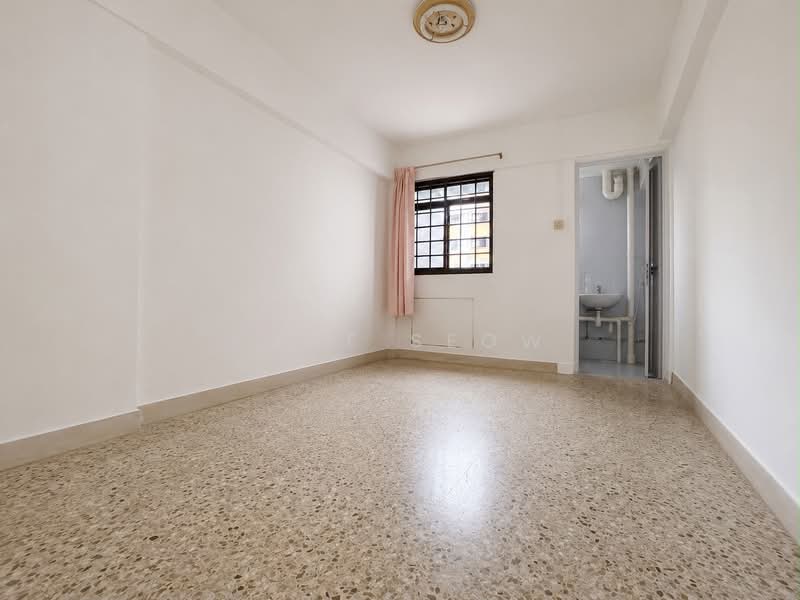 444 Ang Mo Kio Avenue 10, 444 Ang Mo Kio Avenue 10, 2 Bedrooms, 721 sqft, HDB Flat For Sale, by Kane Seow, 500164825 - Interior - PropertyGuru.com.sg
