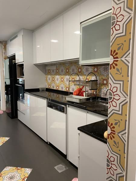 Costa Rhu, 7 Rhu Cross, 4 Bedrooms, 2,056 sqft, Condominium For Rent, by Renu Mahesh, 500164828 - Kitchen - PropertyGuru.com.sg