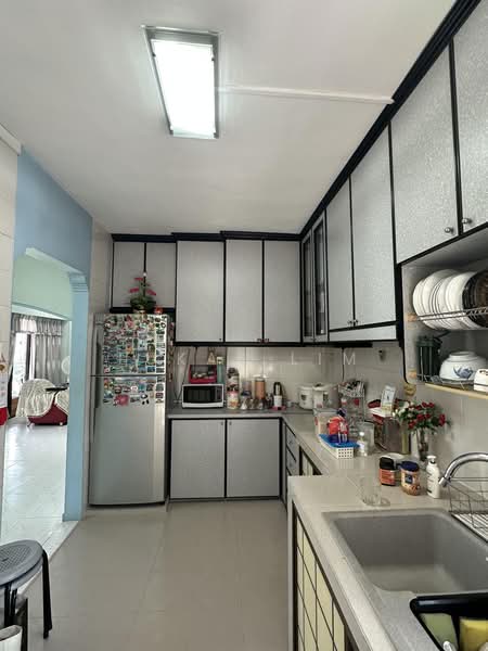 288B Bukit Batok Street 25, 288B Bukit Batok Street 25, 3 Bedrooms, 1,312 sqft, HDB Flat For Sale, by Lukas Lim, 500164831 - Kitchen - PropertyGuru.com.sg