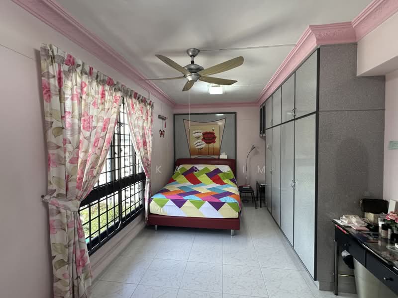 288B Bukit Batok Street 25, 288B Bukit Batok Street 25, 3 Bedrooms, 1,312 sqft, HDB Flat For Sale, by Lukas Lim, 500164831 - Master Bedroom - PropertyGuru.com.sg