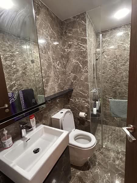 Amber 45, 45 Amber Road, 2 Bedrooms, 700 sqft, Condominium For Sale, by Rick Yang, 500164833 - Common Bathroom - PropertyGuru.com.sg