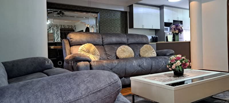 532 Serangoon North Avenue 4, 532 Serangoon North Avenue 4, 3 Bedrooms, 1,108 sqft, HDB Flat For Sale, by Mohamed Alias, 500164841 - Living Room - PropertyGuru.com.sg