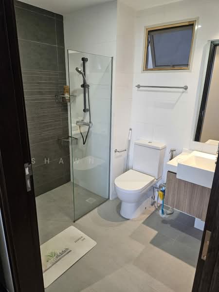 Lake Life, 10 Tao Ching Road, 3 Bedrooms, 1,087 sqft, Executive Condominium For Rent, by Shawn Lim BC, 500164849 - Bathroom - PropertyGuru.com.sg
