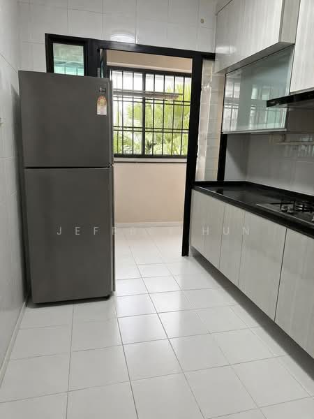 548B Segar Road, 548B Segar Road, 3 Bedrooms, 990 sqft, HDB Flat For Sale, by Jeffrey Hun, 500164850 - Kitchen - PropertyGuru.com.sg