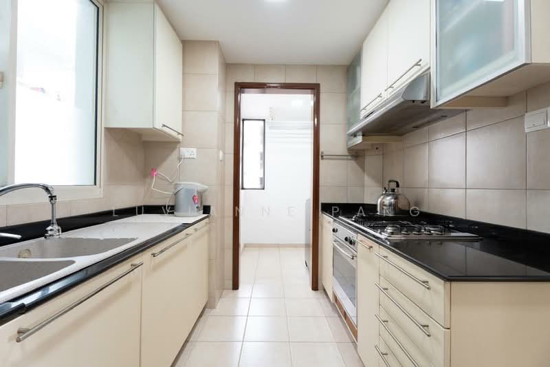 Rio Vista, 24 Upper Serangoon View, 2 Bedrooms, 1,055 sqft, Condominium For Sale, by Luvianne Pang, 500164855 - Kitchen - PropertyGuru.com.sg