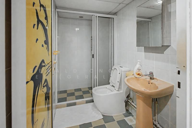290G Bukit Batok Street 24, 290G Bukit Batok Street 24, 3 Bedrooms, 1,077 sqft, HDB Flat For Sale, by Gerald Ong Soon Lee (Gerald Ong), 500164856 - Bathroom - PropertyGuru.com.sg