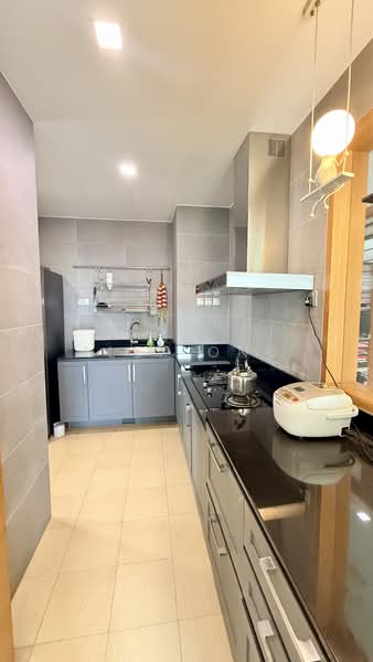 One Leicester, 1 Leicester Road, 3 Bedrooms, 1,152 sqft, Condominium For Sale, by Alex Ong, 500164870 - Kitchen - PropertyGuru.com.sg
