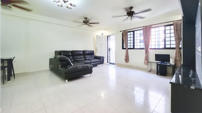 115 Teck Whye Lane, 115 Teck Whye Lane, 2 Bedrooms, 1,109 sqft, HDB Flat For Rent, by Peggy Leong, 500164872 - Living Room - PropertyGuru.com.sg