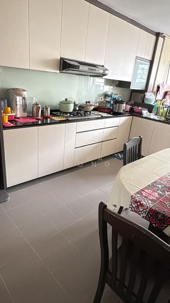 708 Clementi West Street 2, 708 Clementi West Street 2, Room Rental, 100 sqft, HDB Flat For Rent, by Enya Yeong, 500164873 - Kitchen - PropertyGuru.com.sg