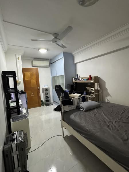 880 Woodlands Street 82, 880 Woodlands Street 82, 4 Bedrooms, 1,323 sqft, HDB Flat For Sale, by Alvin Loh, 500164878 - Bedroom 2 - PropertyGuru.com.sg