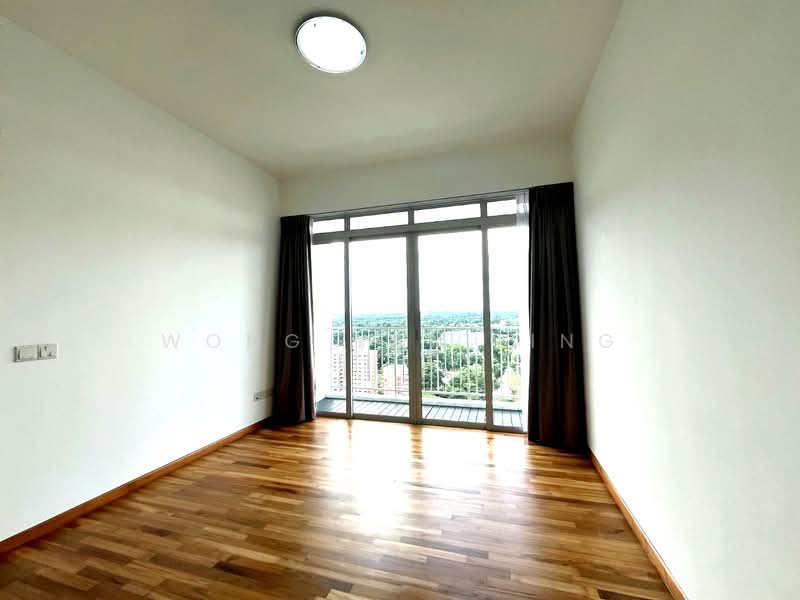 The Metropolitan Condominium, 6 Alexandra View, 2 Bedrooms, 1,066 sqft, Condominium For Rent, by Wong Yan Ling, 500164884 - Bedroom - PropertyGuru.com.sg