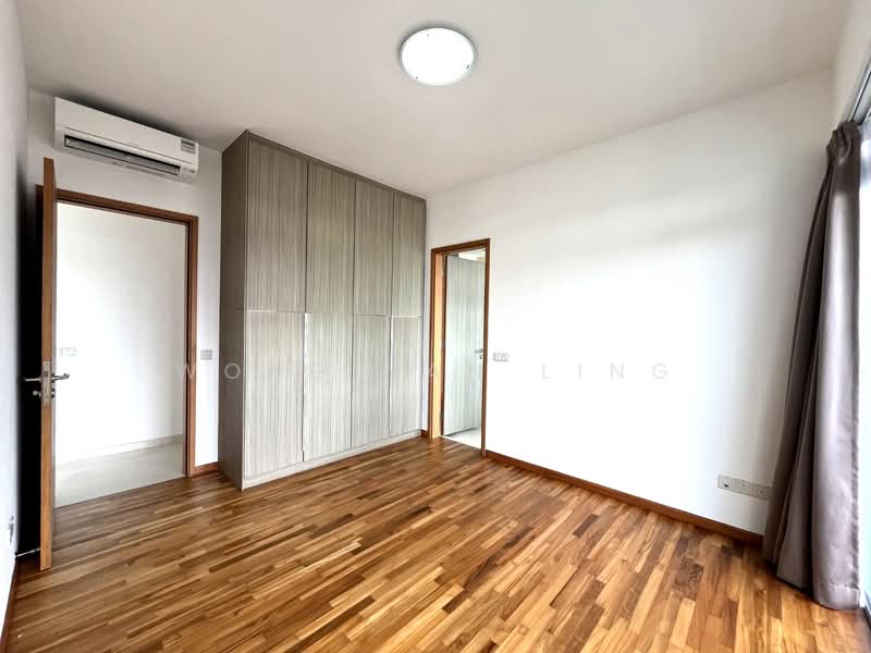 The Metropolitan Condominium, 6 Alexandra View, 2 Bedrooms, 1,066 sqft, Condominium For Rent, by Wong Yan Ling, 500164884 - Bedroom - PropertyGuru.com.sg