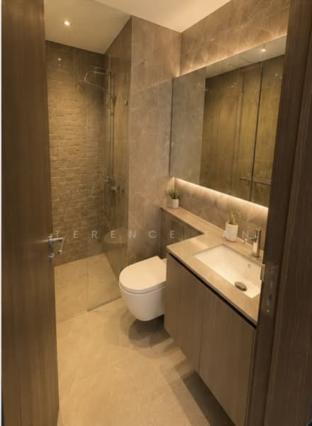 Piccadilly Grand, 3 Northumberland Road, 2 Bedrooms, 710 sqft, Condominium For Sale, by Terence Tan, 500164891 - Bathroom - PropertyGuru.com.sg