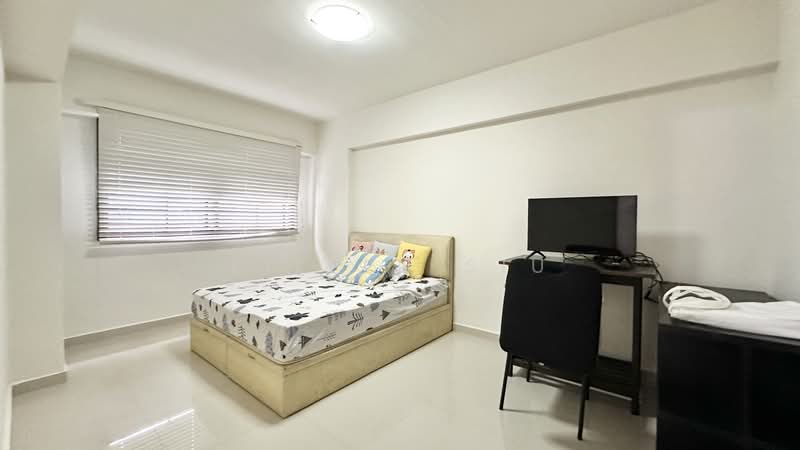 504A Montreal Drive, 504A Montreal Drive, 4 Bedrooms, 1,399 sqft, HDB Flat For Sale, by Eileen Siu, 500164896 - Bedroom - PropertyGuru.com.sg