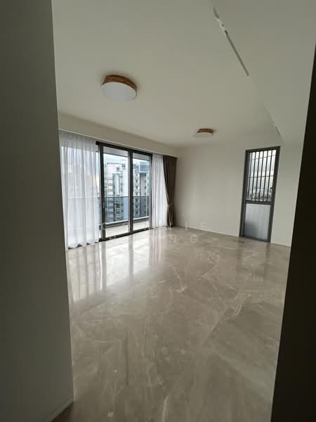 Amber Park, 18 Amber Gardens, 4 Bedrooms, 1,302 sqft, Condominium For Sale, by Connie Huang, 500164897 - Balcony - PropertyGuru.com.sg
