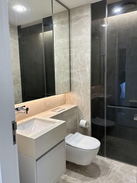 Amber Park, 18 Amber Gardens, 4 Bedrooms, 1,302 sqft, Condominium For Sale, by Connie Huang, 500164897 - Bathroom - PropertyGuru.com.sg