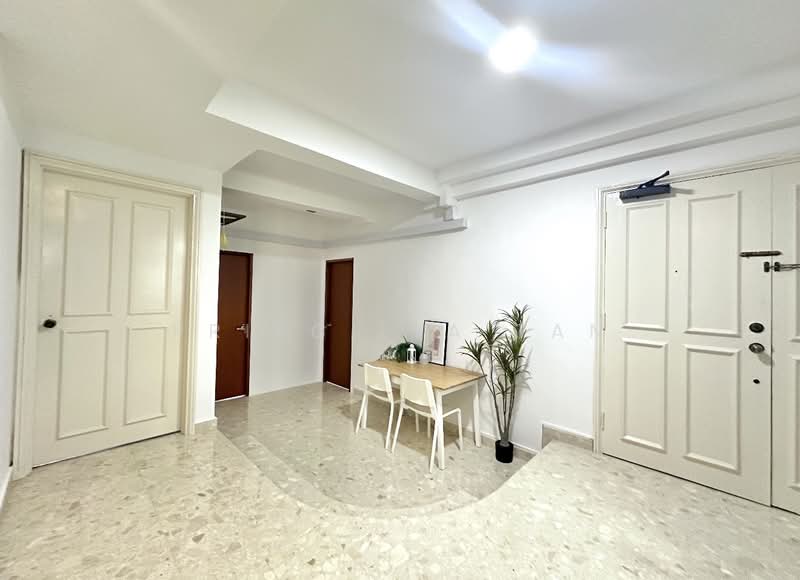 Chateau Le Fame, 51 Ewe Boon Road, Room Rental, 80 sqft, Apartment For Rent, by Priscilla Tan, 500164902 - Entrance - PropertyGuru.com.sg