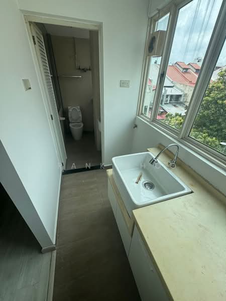 East Coast Road, East Coast Road, 2,300 sqft, Shop / Shophouse For Rent, by Frank Choo, 500164915 - Bathroom - CommercialGuru.com.sg
