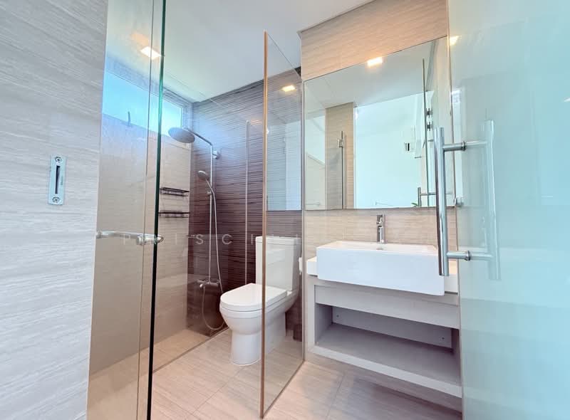 NEWest, 3 West Coast Drive, Room Rental, 100 sqft, Apartment For Rent, by Priscilla Tan, 500164916 - Bathroom - PropertyGuru.com.sg