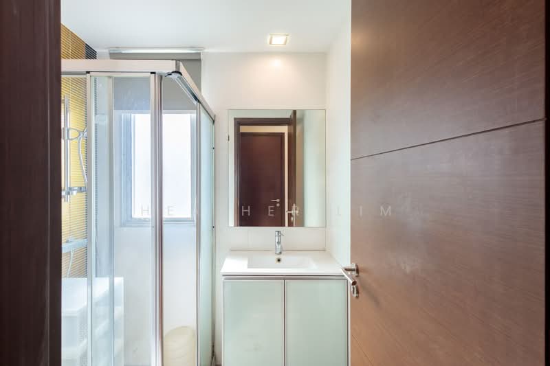 Fruition, 3 Mangis Road, 2 Bedrooms, 743 sqft, Condominium For Sale, by HEATHER LIM, 500164918 - Bathroom - PropertyGuru.com.sg