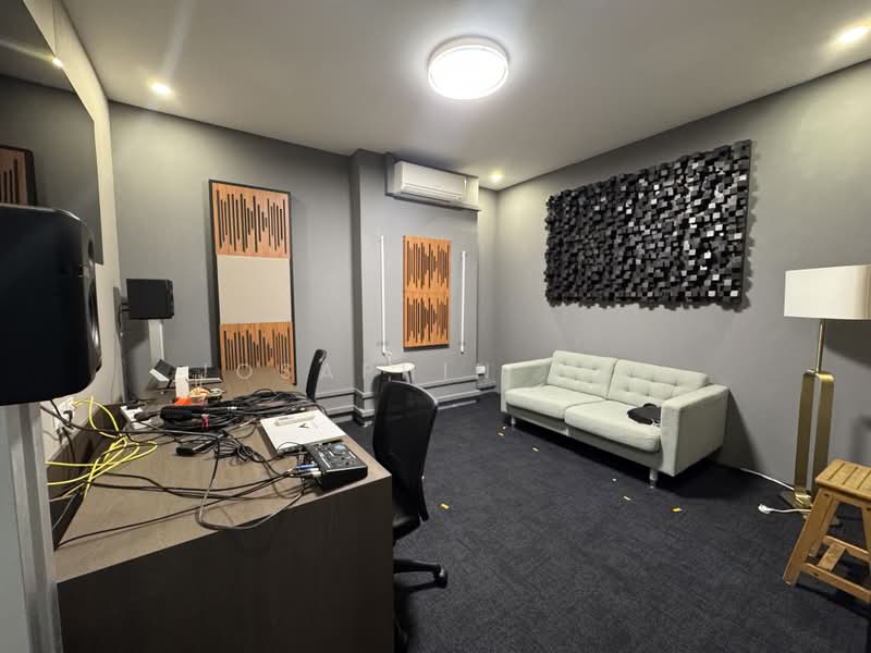 Nordcom II, 2 Gambas Crescent, 3,336 sqft, Light Industrial (B1) For Rent, by Josaphin Toh, 500164921 - Sound proof studio  - CommercialGuru.com.sg
