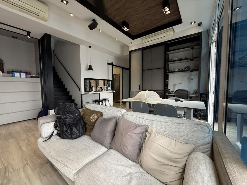 The Tampines Trilliant, 21 Tampines Central 7, 4 Bedrooms, 1,991 sqft, Executive Condominium For Sale, by Thomas Tong, 500164922 - Living Room - PropertyGuru.com.sg