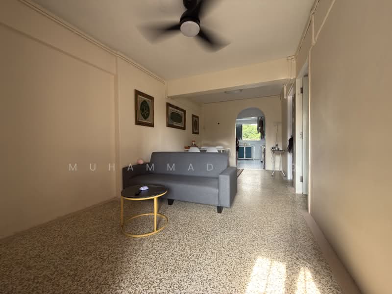 186 Boon Lay Avenue, 186 Boon Lay Avenue, 2 Bedrooms, 635 sqft, HDB Flat For Sale, by Muhammad Rifqi, 500164933 - Living Room - PropertyGuru.com.sg