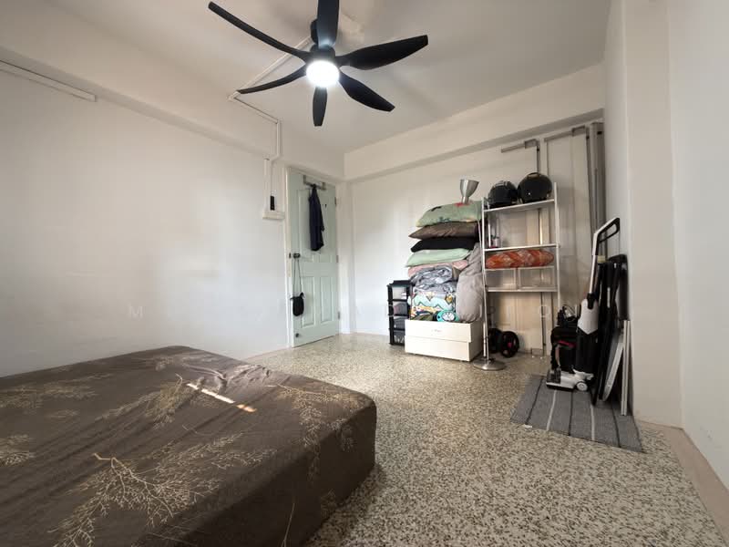 186 Boon Lay Avenue, 186 Boon Lay Avenue, 2 Bedrooms, 635 sqft, HDB Flat For Sale, by Muhammad Rifqi, 500164933 - Bedroom - PropertyGuru.com.sg