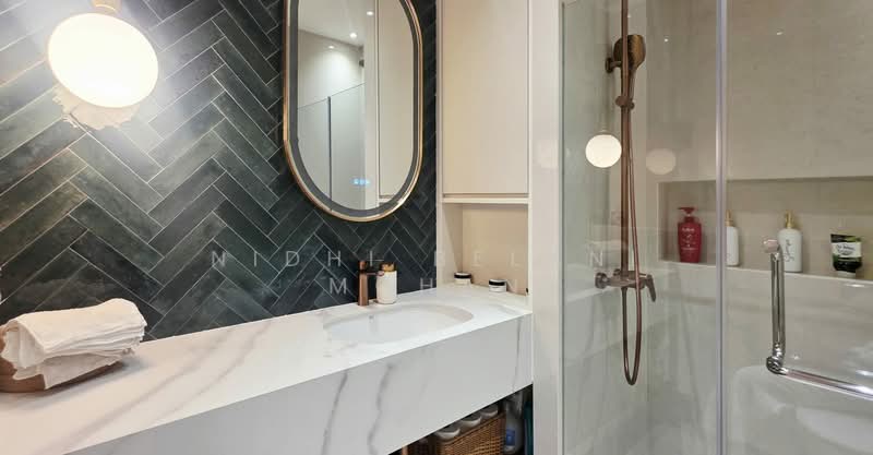 Parc Rosewood, 71 Rosewood Drive, 5 Bedrooms, 2,314 sqft, Condominium For Rent, by Nidhi Belani Mohan, 500164938 - Bathroom - PropertyGuru.com.sg
