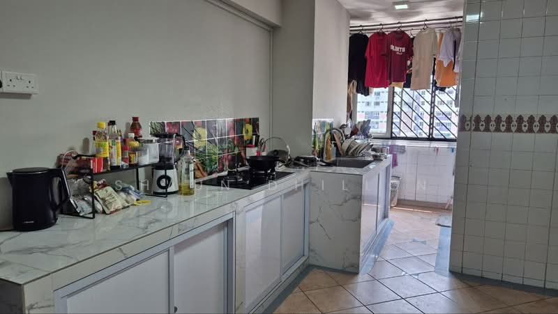 402 Choa Chu Kang Avenue 3, 402 Choa Chu Kang Avenue 3, 3 Bedrooms, 1,120 sqft, HDB Flat For Rent, by Shaun Dhillon, 500164939 - Kitchen - PropertyGuru.com.sg