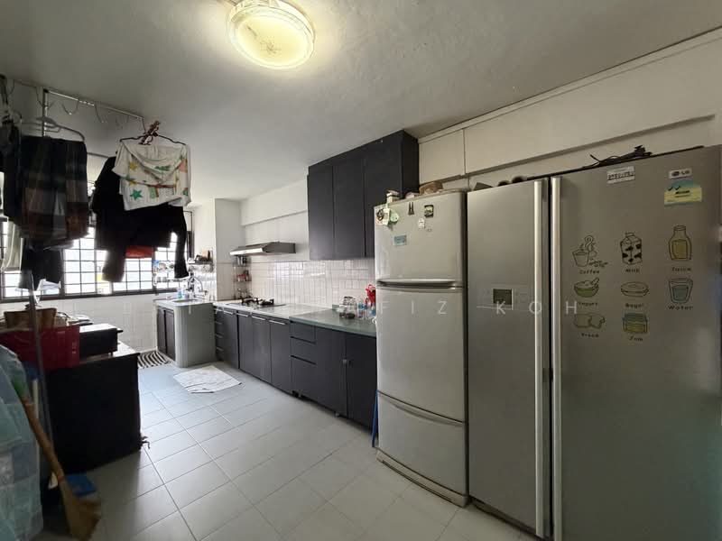 31 Teban Gardens Road, 31 Teban Gardens Road, 3 Bedrooms, 1,066 sqft, HDB Flat For Sale, by Brian Hafiz Koh, 500164947 - Kitchen - PropertyGuru.com.sg