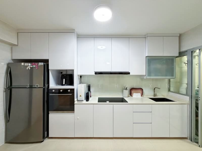 461D Bukit Batok West Avenue 8, 461D Bukit Batok West Avenue 8, 3 Bedrooms, 1,227 sqft, HDB Flat For Sale, by Joyce Lye Hui Xin, 500164952 - Kitchen - PropertyGuru.com.sg