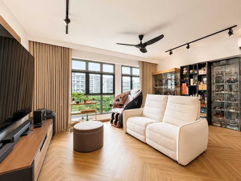 226C Sumang Lane, 226C Sumang Lane, 3 Bedrooms, 1,227 sqft, HDB Flat For Sale, by Jeremy Yong, 500164954 - Living Room - PropertyGuru.com.sg