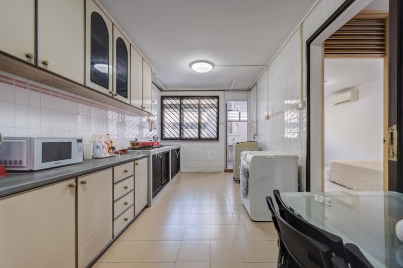 165 Simei Road, 165 Simei Road, 3 Bedrooms, 1,119 sqft, HDB Flat For Sale, by Tony Chua, 500164955 - Kitchen - PropertyGuru.com.sg