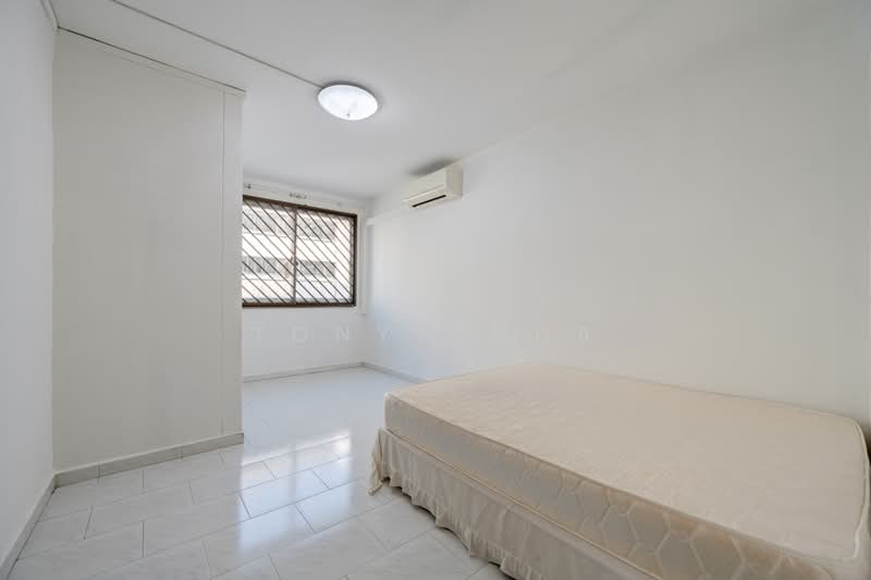165 Simei Road, 165 Simei Road, 3 Bedrooms, 1,119 sqft, HDB Flat For Sale, by Tony Chua, 500164955 - Bedroom - PropertyGuru.com.sg